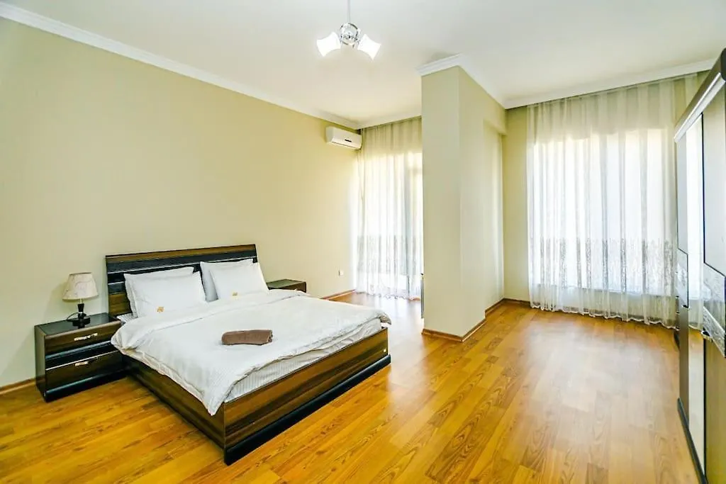 Baku Apartment K50