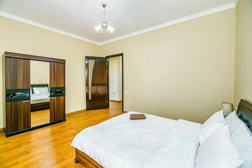 Baku Apartment K50