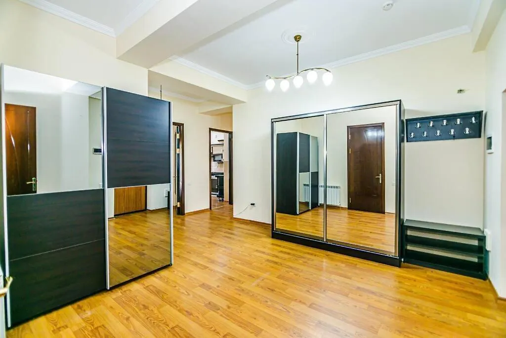 Baku Apartment K50
