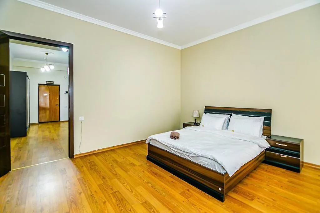 Baku Apartment K50
